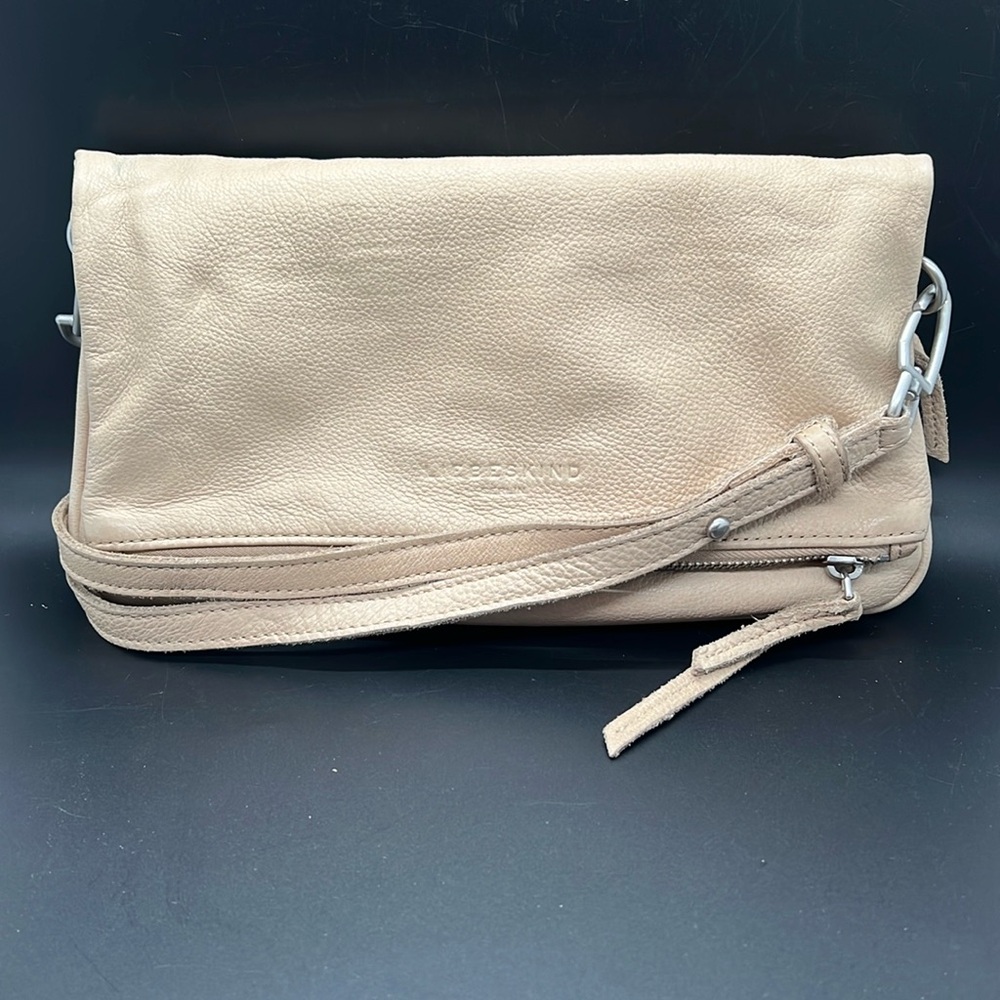 This is a Liebeskind Berlin Aloe shoulder/crossbody bag.